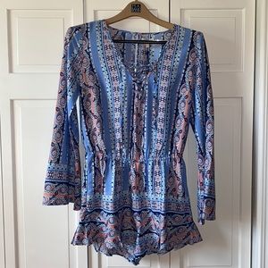 Multicolored romper, stretchy waistline, tie up chest section